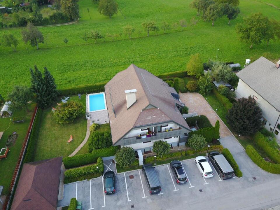 Pension Блед Экстерьер фото